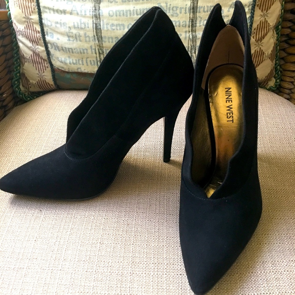 Nine West Black Suede Stiletto Slip On Shoe Brand New Size 8.5